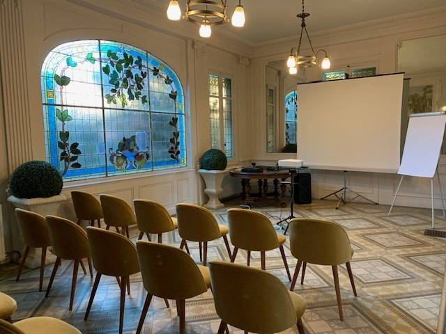 La salle Guy Liger-Belair pour vos séminaires offre un cadre exceptionnel. 